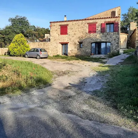 Chez Louise Apartmán *